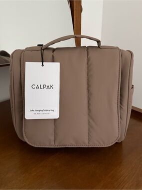 NWT Calpak Luka Hanging Toiletry Bag in Chocolate